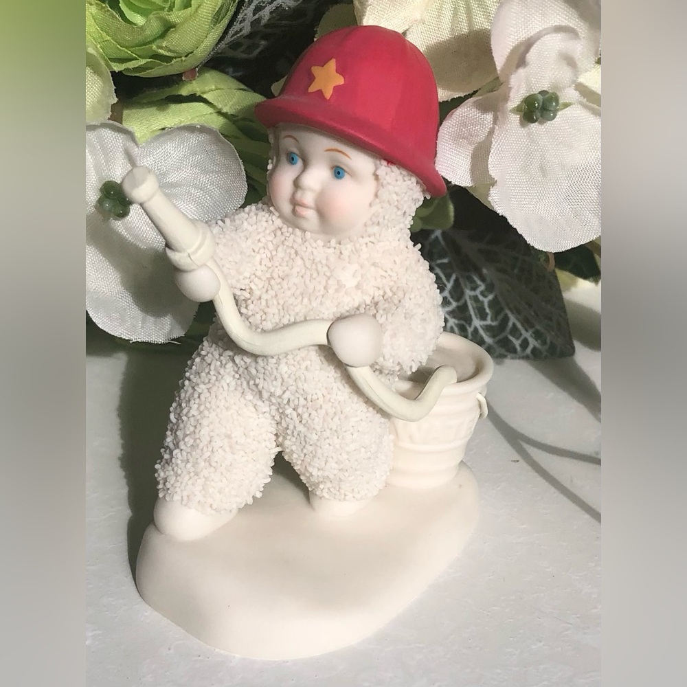 Vintage Department 56 Snowbabies “To The Rescue”